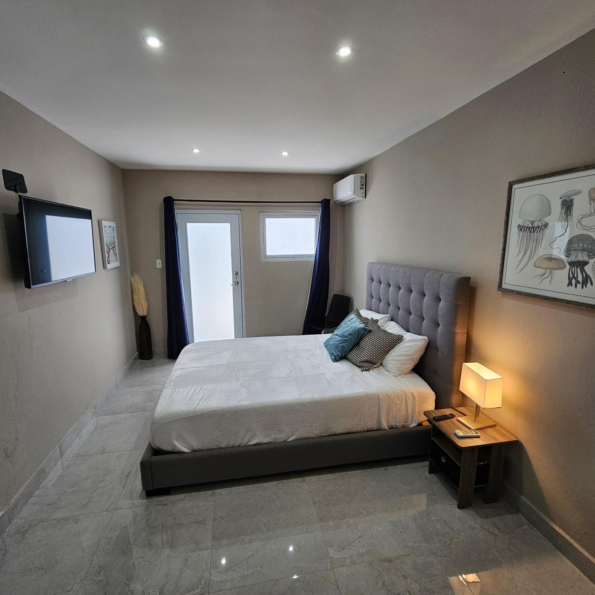 Latitude Adjustment Apartment San Juan Exterior photo