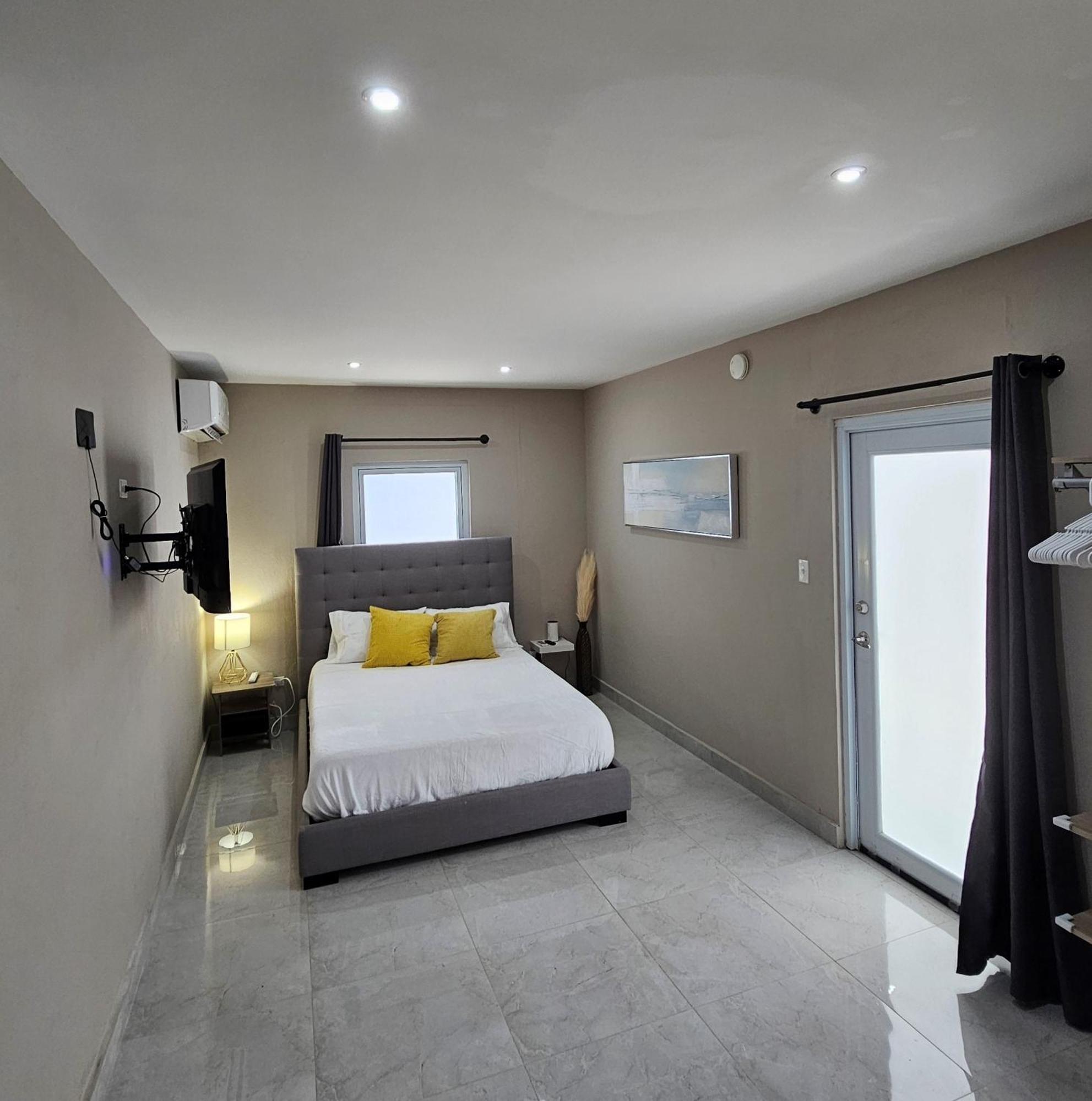 Latitude Adjustment Apartment San Juan Exterior photo